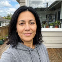 Anna V. (41)